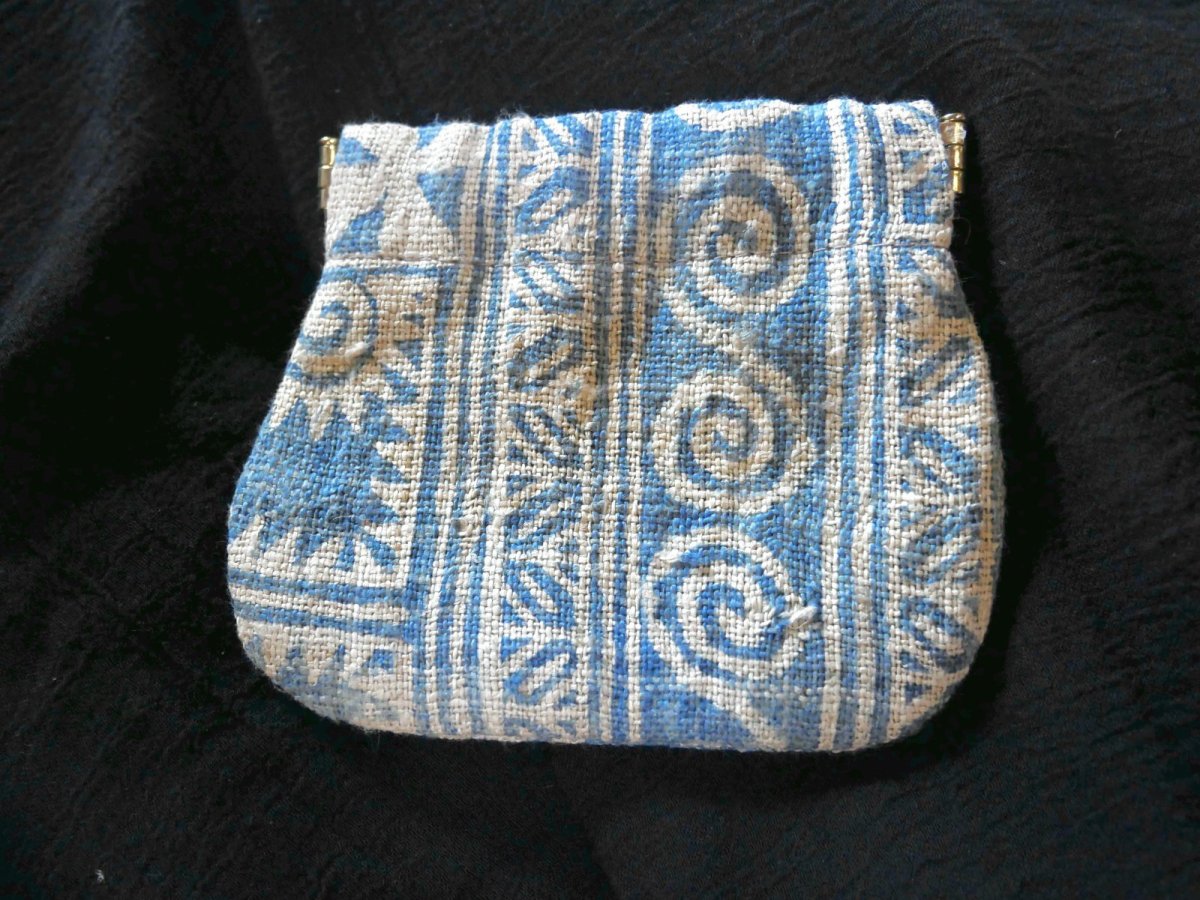 画像12: kaonn-日音衣- オリジナル口金ミニポーチ Laos hand batik  (12)