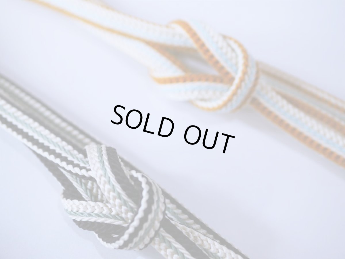 左から　3.black 2.mustard