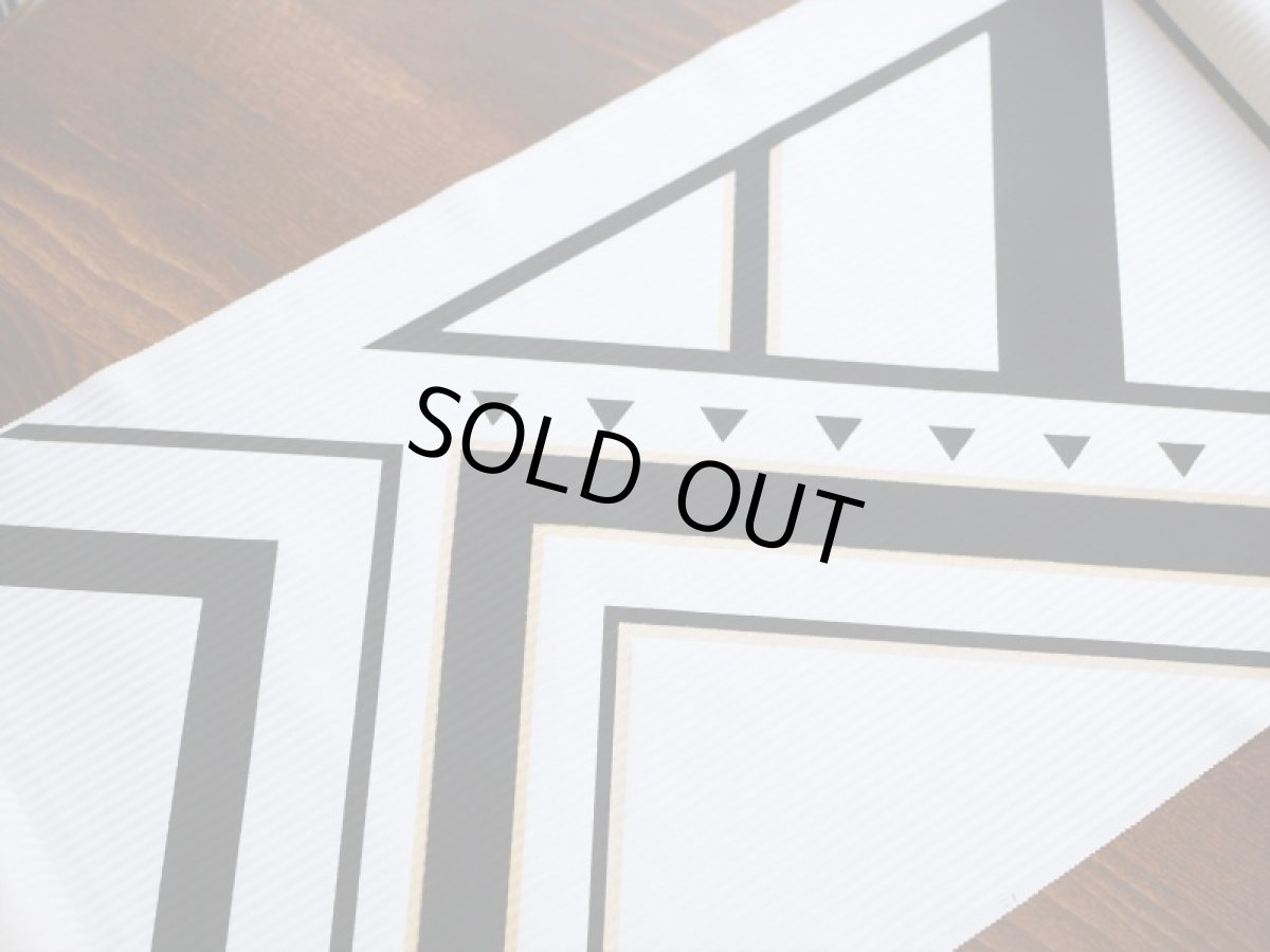 お腹の柄：正絹手染め名古屋帯　白地　GOLD FLASH