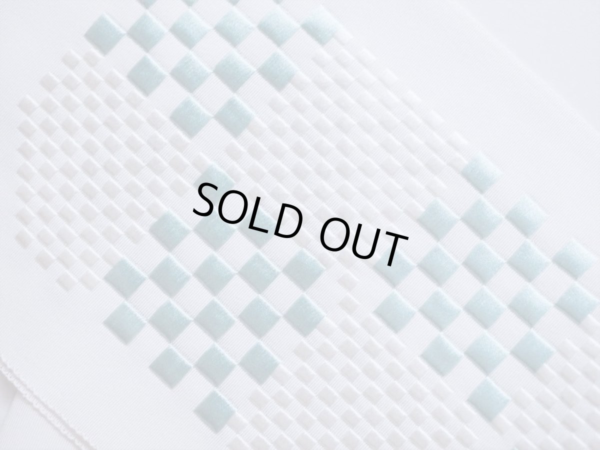 手刺繍　正絹　半衿　市松ブルー