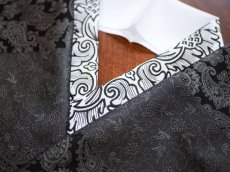 kaonnオリジナル正絹刺繍半衿　白地にブラック刺繍