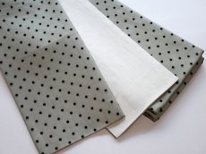 3.moss green×black dot