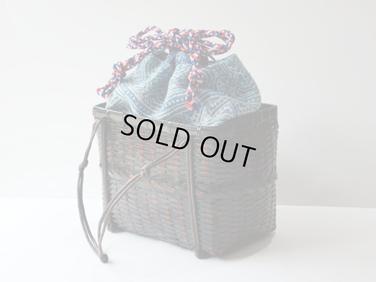 画像2: kaonn-日音衣- オリジナル 　LAO hand BATIK basket bag　medium (2)