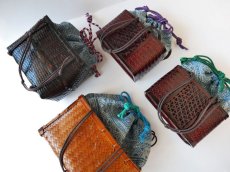 画像9: kaonn-日音衣- オリジナル LAO hand BATIK basket bag　mini (9)