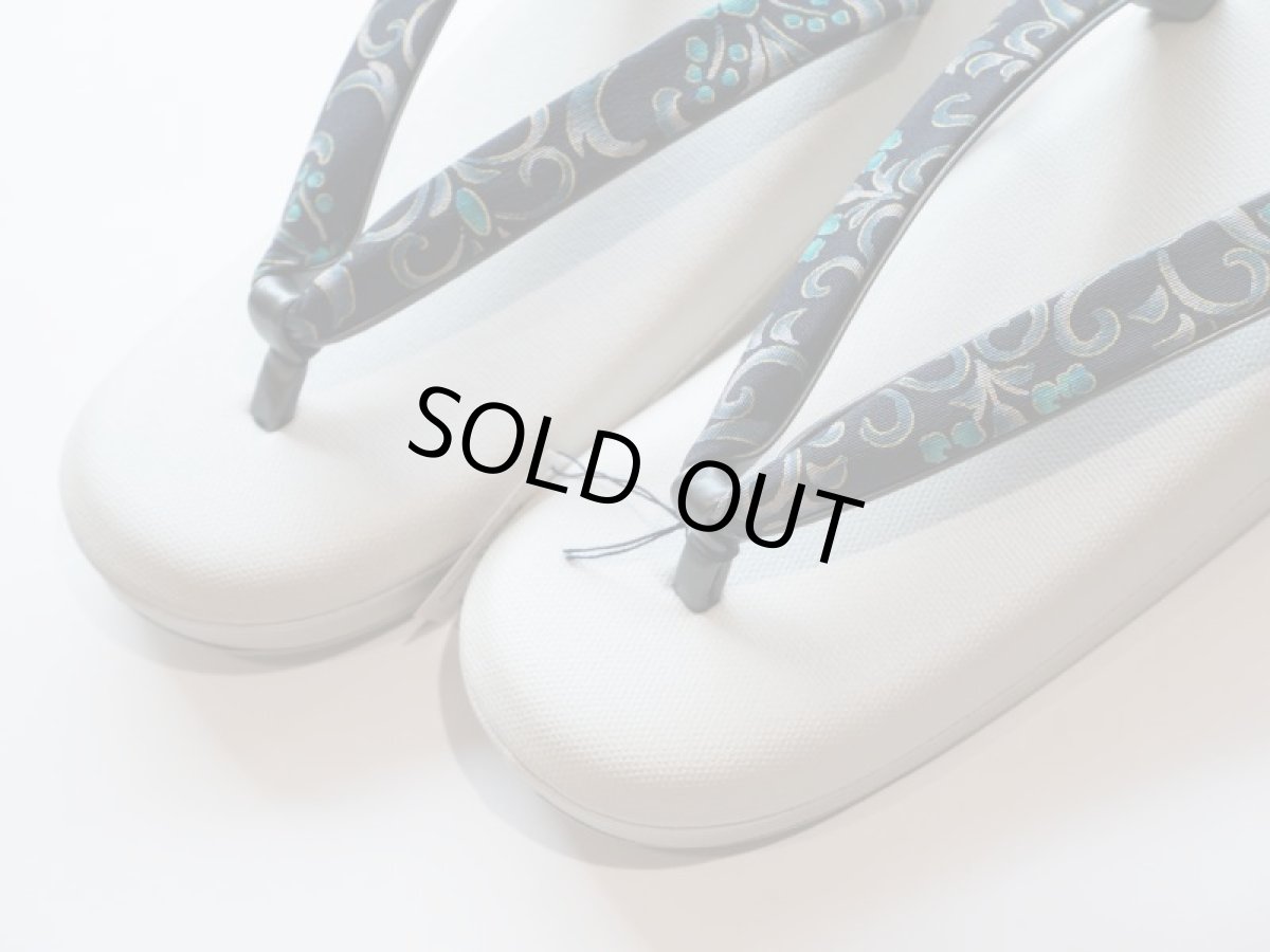 画像9: 草履 鼻緒No.37 Arabesque dark navy (Lsize)【即納品】 (9)